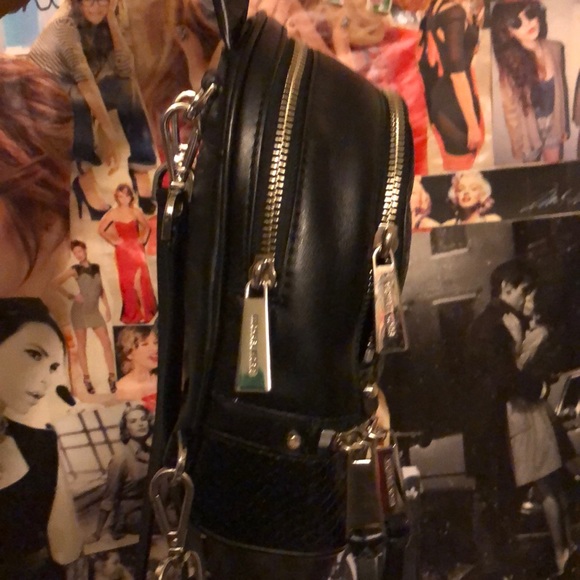 ✨Michael Kors Rhea Mini Python✨ - Picture 6 of 6